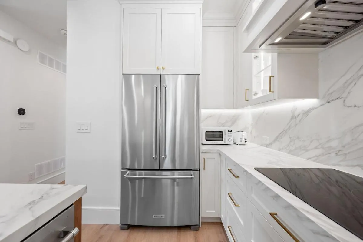 Modern Charm A Luxe 2 Bedroom 미시소거 캐나다
